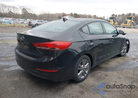 2017 Hyundai Elantra Se z USA, uszkodzony, nr VIN 5NPD84LF7HH091414